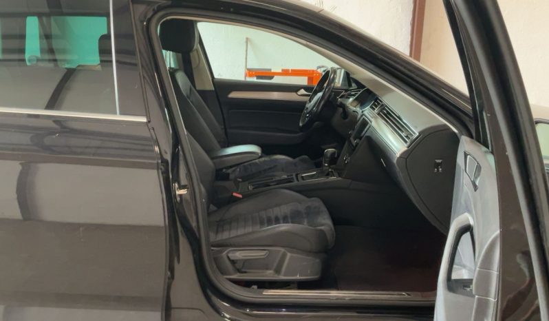 Volkswagen Passat 2.0 TDI Executive BluMotionTech