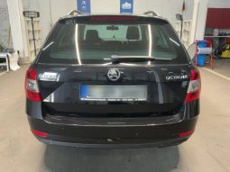 Skoda Octavia 1.6 TDI Ambition full