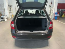Skoda Octavia 1.6 TDI Ambition full