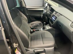 Skoda Octavia 1.6 TDI Ambition full