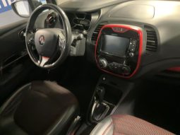 Renault Captur 1.5 dCi Helly Hansen full